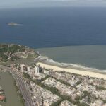 Mar Apocalíptico no Rio: Mancha Gigante Assusta Banhistas! 😱 Entenda o que está acontecendo!