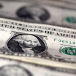 Dólar Dispara? Ibovespa Surpreende! O Que Está Acontecendo com Seu Dinheiro?
