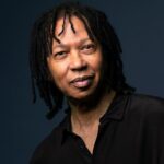 Djavan nos Palcos! Prepare-se para um Musical ÉPICO que Revela Segredos da Carreira do Cantor!