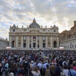 🔥URGENTE: Fumaça Branca no Vaticano! O Mundo Tem um Novo Papa!🔥