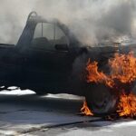 🔥 VÍDEO EXCLUSIVO: Carro Vira BOLA DE FOGO em Pindamonhangaba! Veja o Momento Exato!