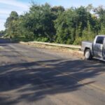 Curva Fatal! Caminhonetes se Destroem em Batida Assustadora na BR-153!
