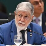 URGENTE: Ex-Ministro CHOCA ao Comparar Ações de Trump com a União Soviética! 😱