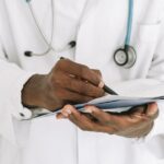 Você Não Acreditará no Que Esses Médicos Estão Fazendo Para Combater Tumores Raros!