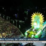 Você Não Acreditará no Que Acontece Neste Rio! Fé, Luzes e Milagres no Círio Fluvial!