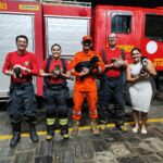 Cachorrinhos em Perigo! Bombeiros Fazem Resgate INACREDITÁVEL em Incêndio!