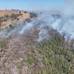 🔥URGENTE! Área de Preservação em Chamas! Veja o Vídeo AÉREO do Incêndio em Socorro!🔥