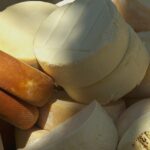Queijo Artesanal Proibido?! Descubra o Segredo Que a Indústria Não Quer Que Você Saiba!